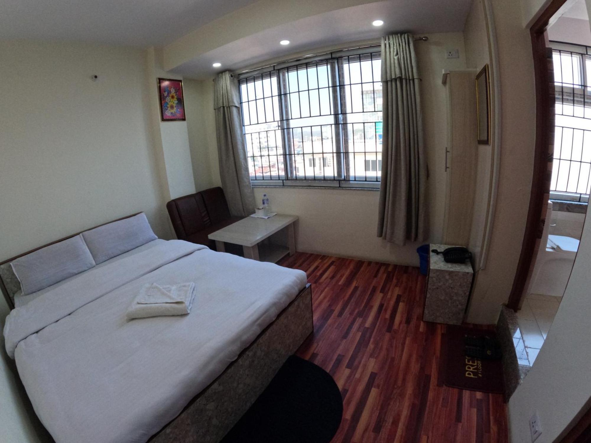 Hotel Global Village 카트만두 외부 사진